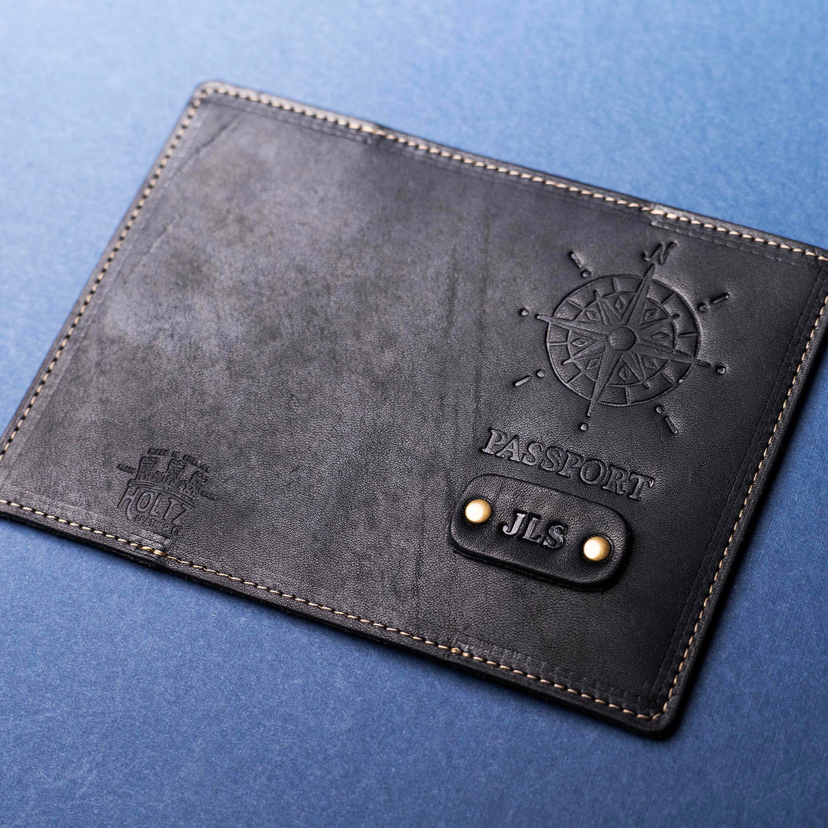 The Expedition Personalized Leather Passport Cover