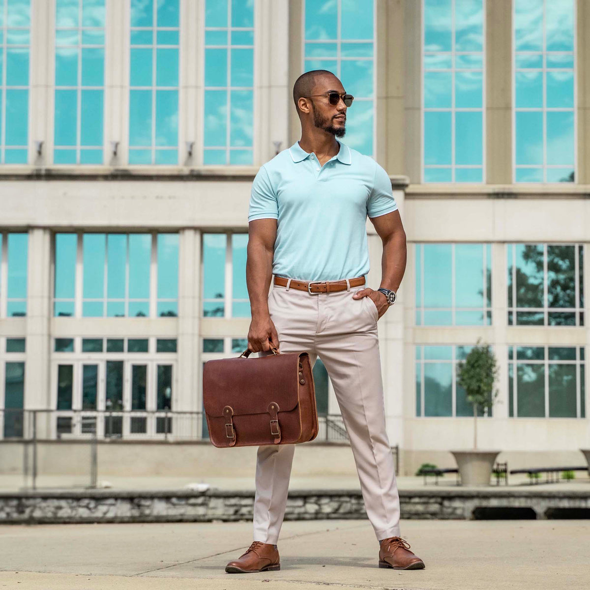 The No. 1860 EXPRESS - Fine Leather Messenger Bag & Mens Briefcase