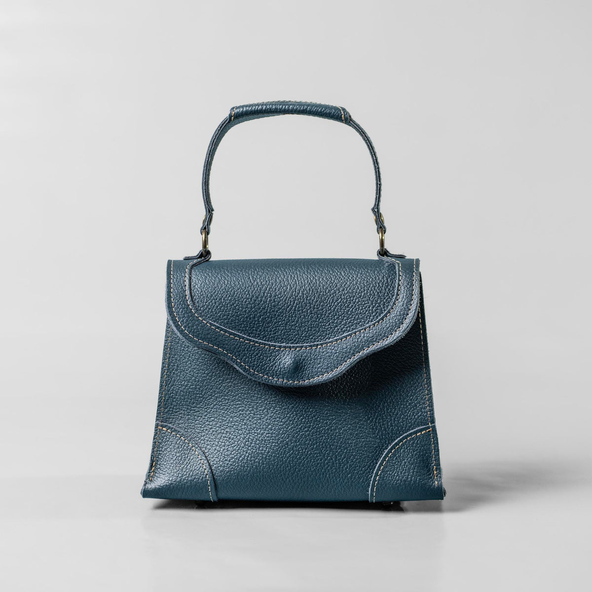 The Aly Fine Leather Women's Petite Purse