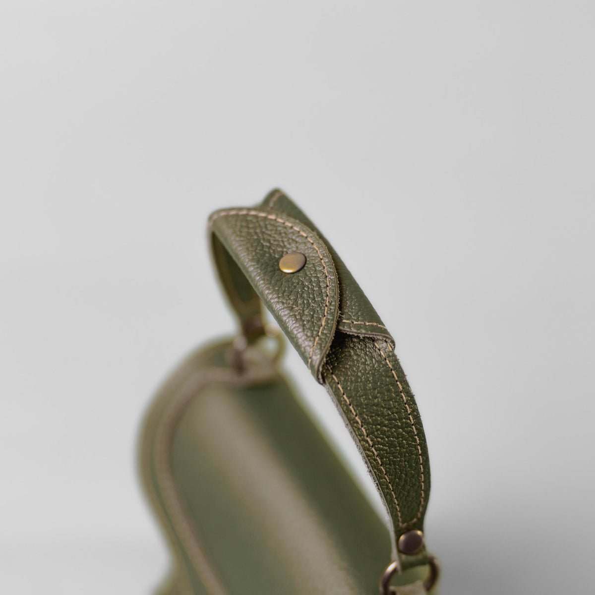 The Aly Fine Leather Women's Petite Purse