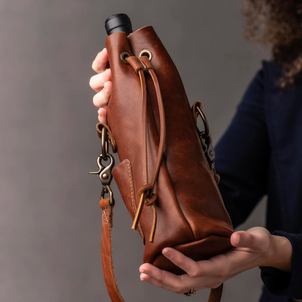 The Muscadine Personalized Fine Leather Wine Tote Wine Bottle Carrier Bag