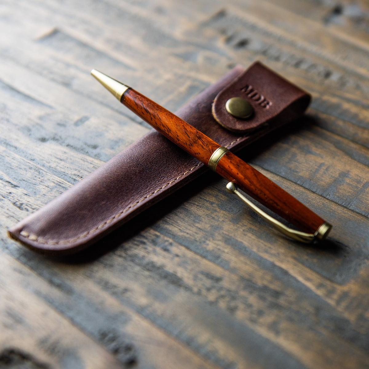 Hand-Turned Rose Wood Comfort Style Pen + Pen Sleeve