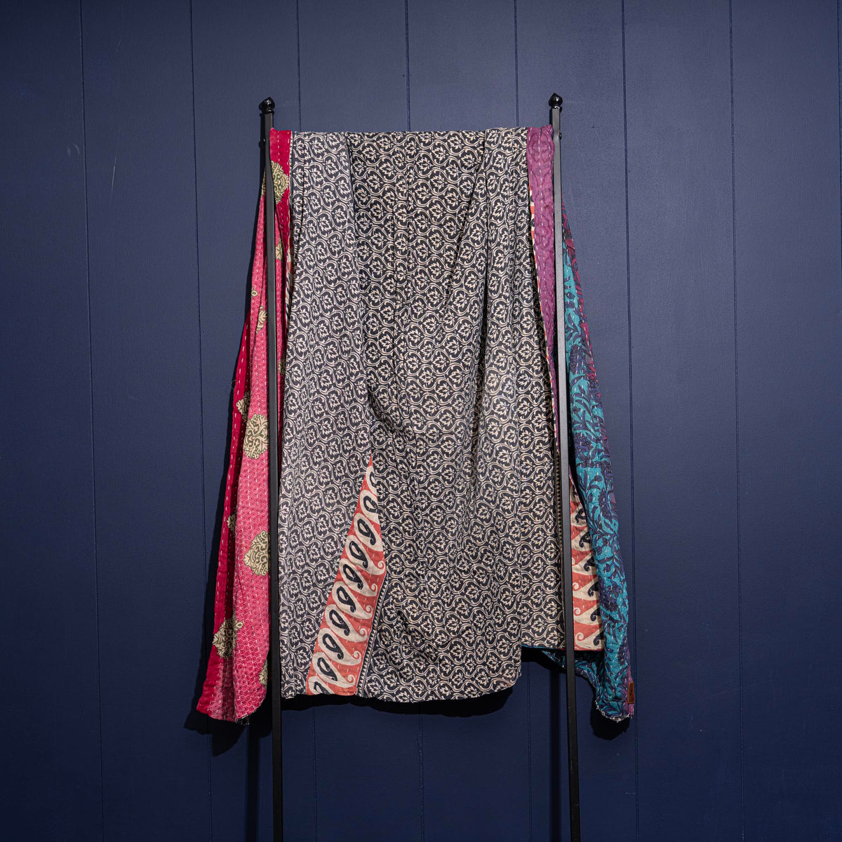 Kantha India Blanket One-of-a-Kind Handcrafted Quilted Pattern Throw – No. K-00618