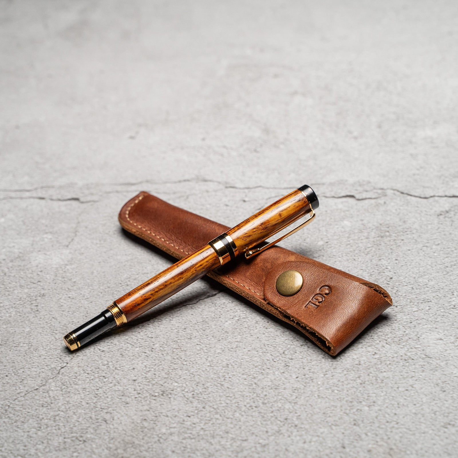 Hand - Turned Rosewood Rollerball Pen + Fine Leather Pen Sleeve - Shoporiaz