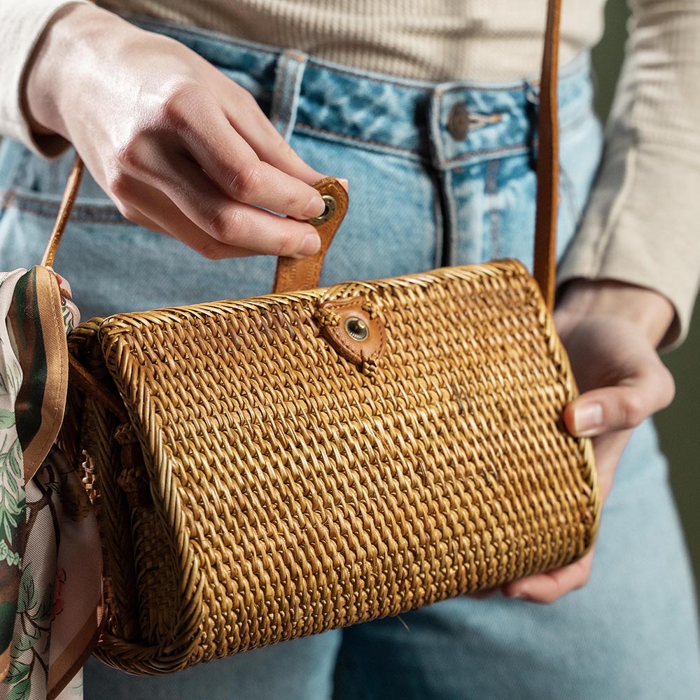 Rattan Bag Purse Wallet Clutch Crossbody