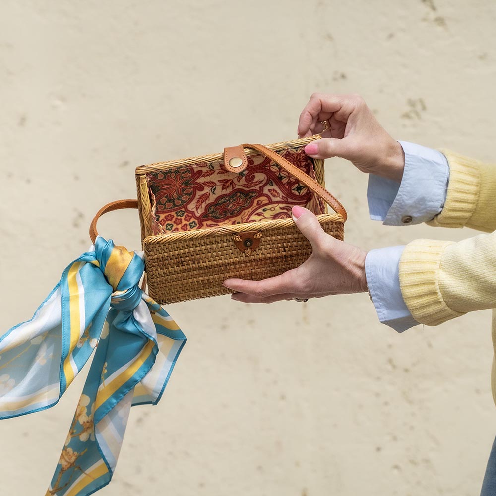 Rattan Bag Purse Wallet Clutch Crossbody