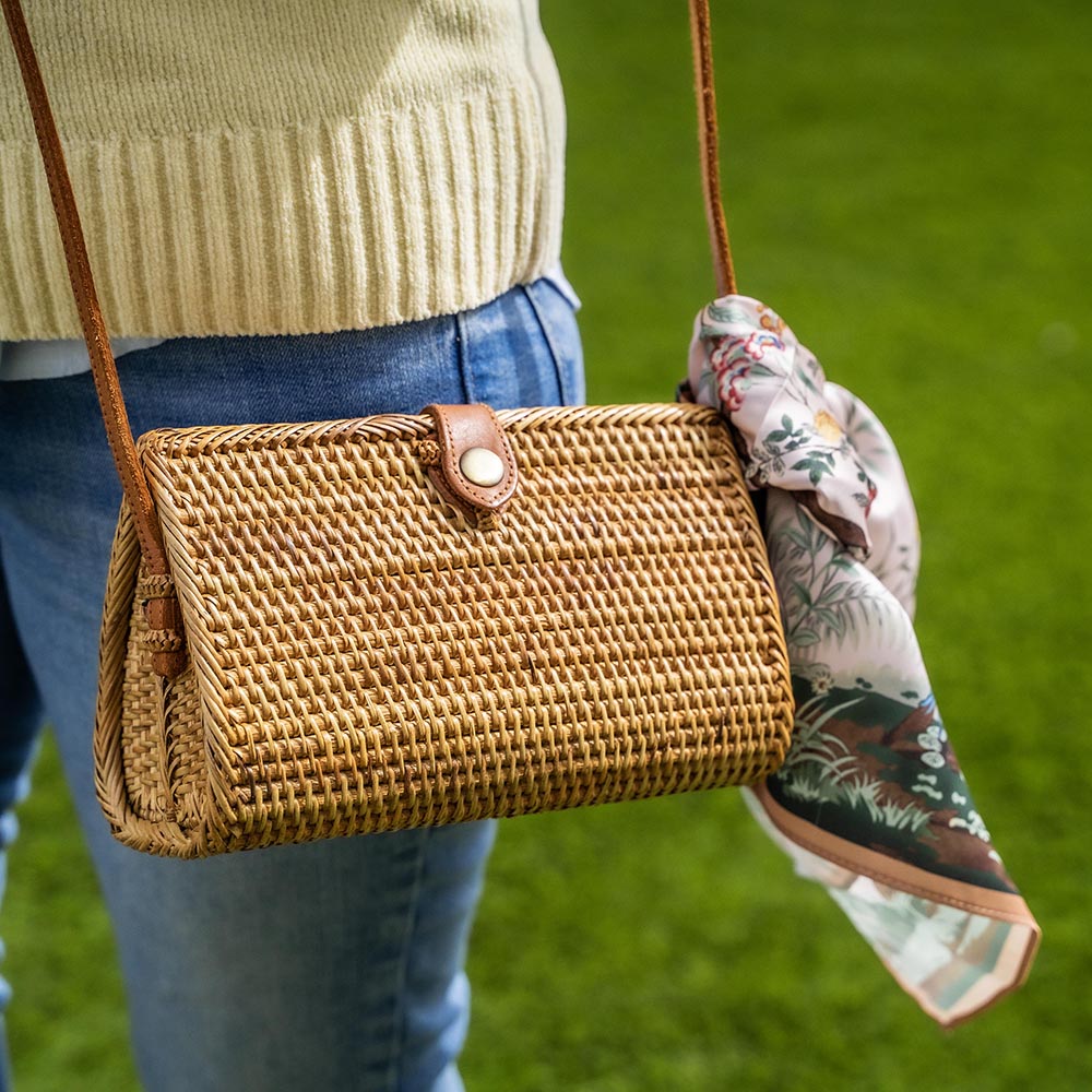 Rattan Bag Purse Wallet Clutch Crossbody