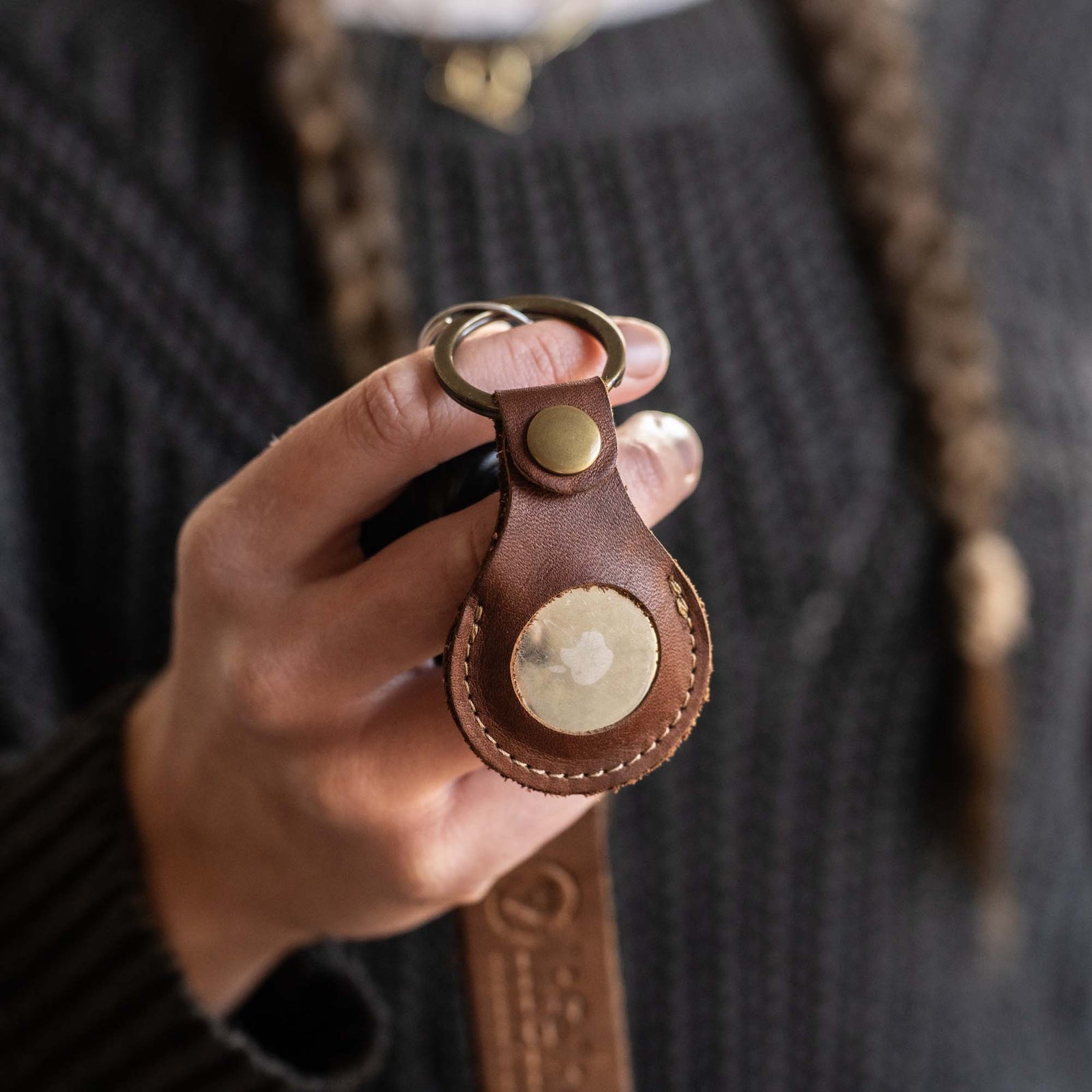 The Beacon Leather Air Tag Keychain - Shoporiaz