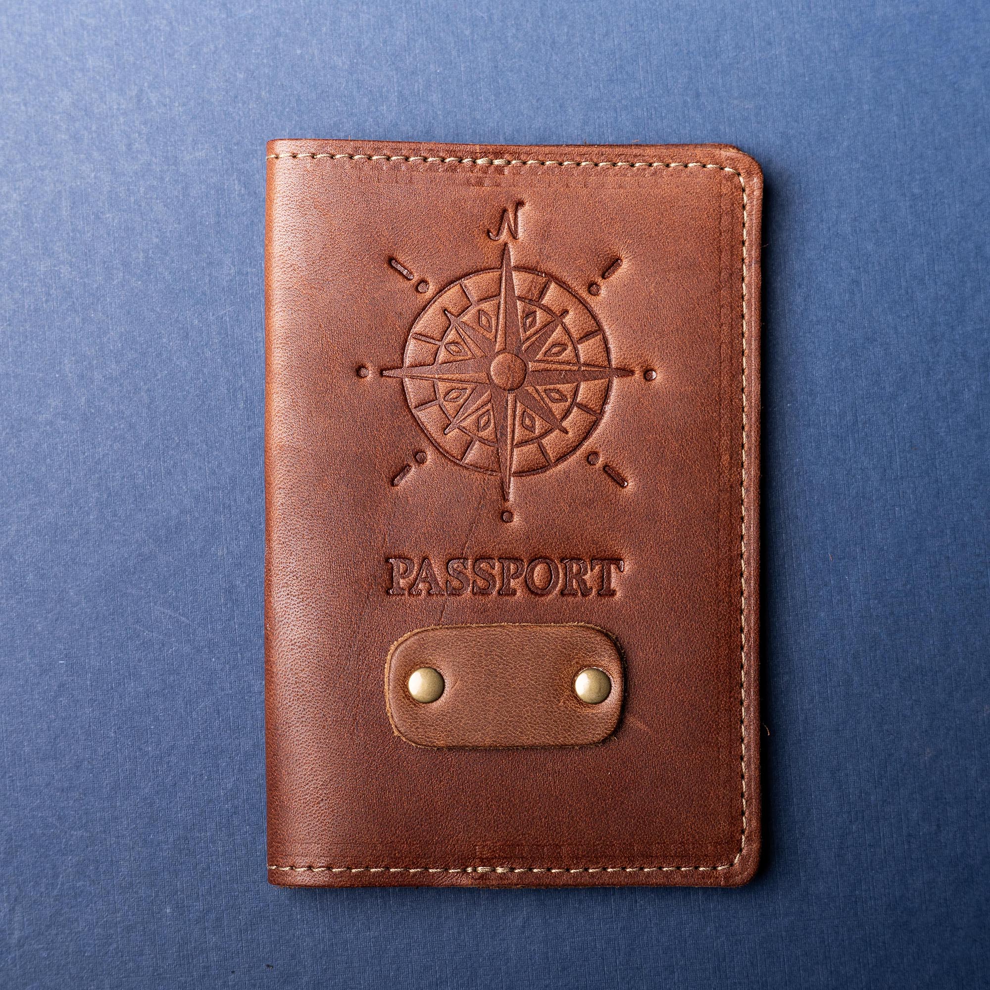 The Expedition Personalized Leather Passport Cover - Shoporiaz