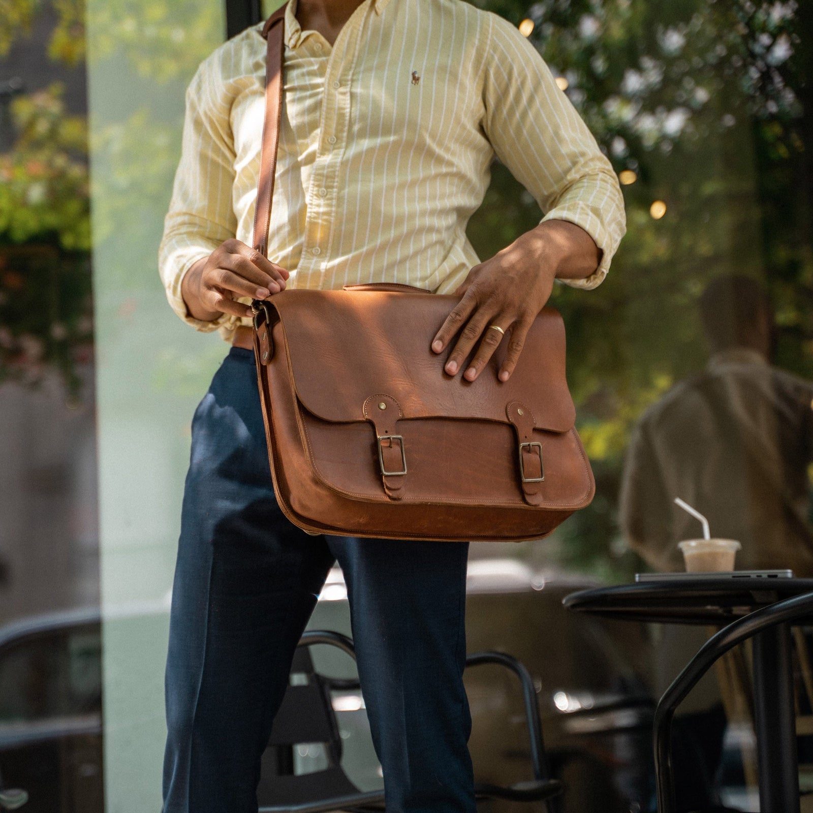The No. 1860 EXPRESS - Fine Leather Messenger Bag & Mens Briefcase - Shoporiaz