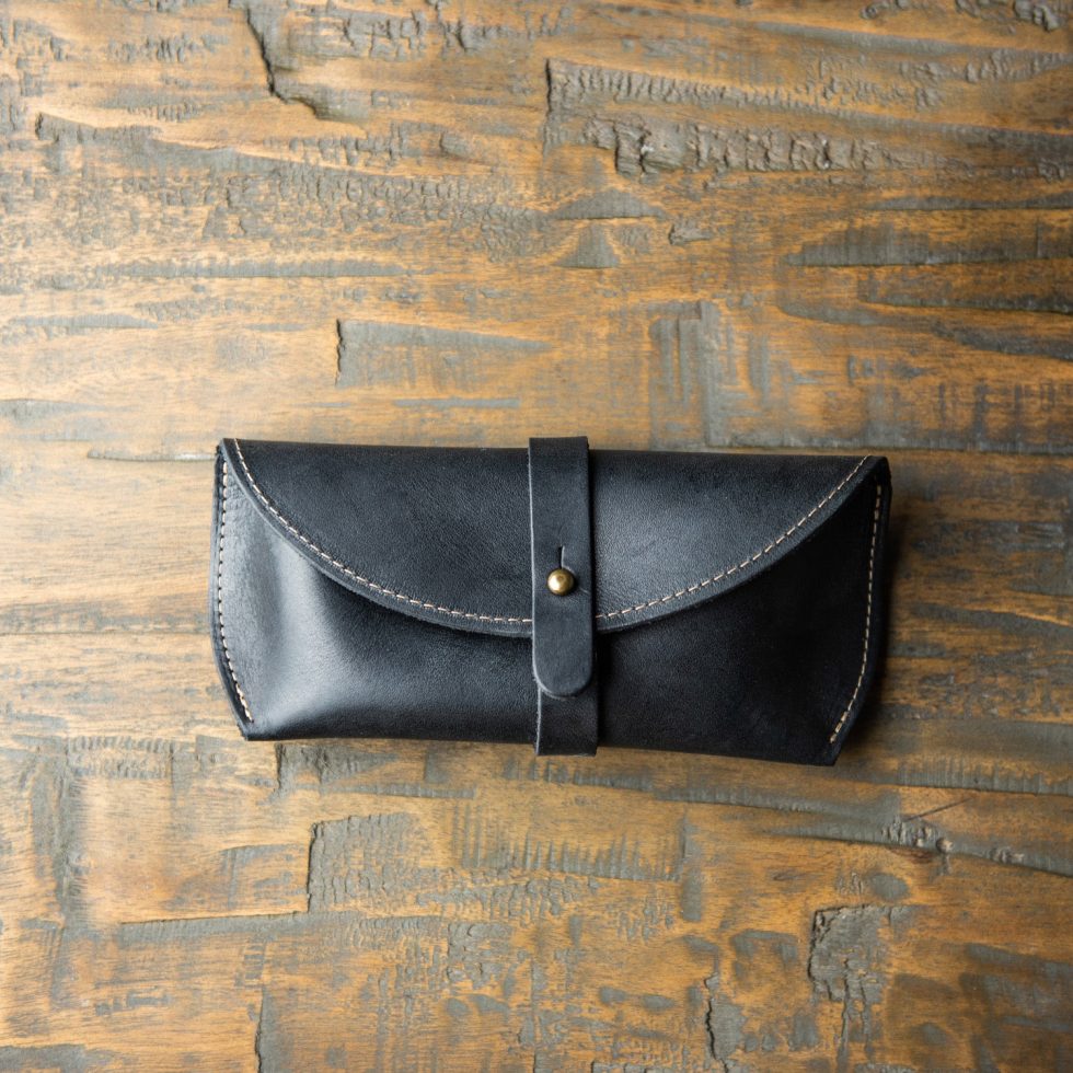 The Aviator Personalized Fine Leather Sunglass Case