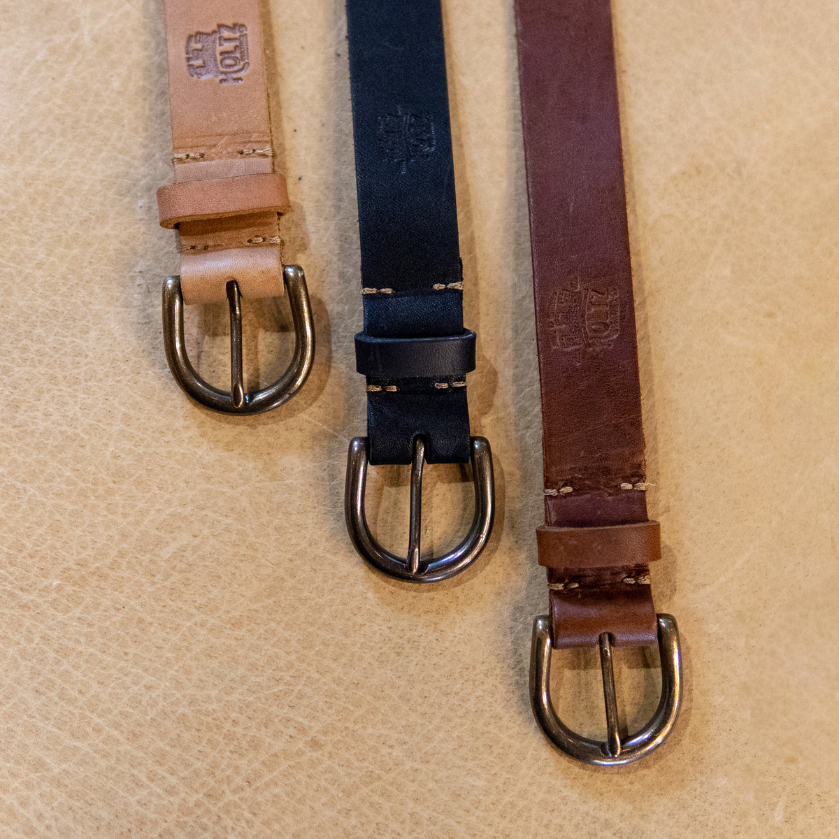 Fine Leather Womens Belt – Rounded Brass Buckle