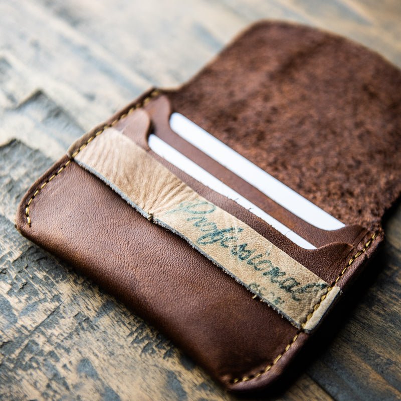 The Ballpark Babe ~ Vintage Baseball Glove Front Pocket Wallet - Shoporiaz